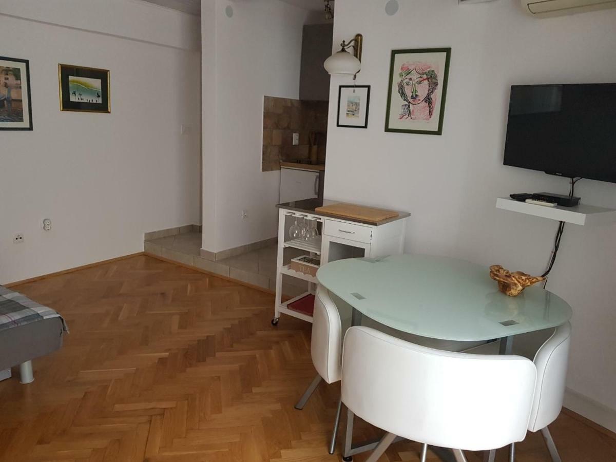 普拉L&M Studio Apartman公寓 外观 照片