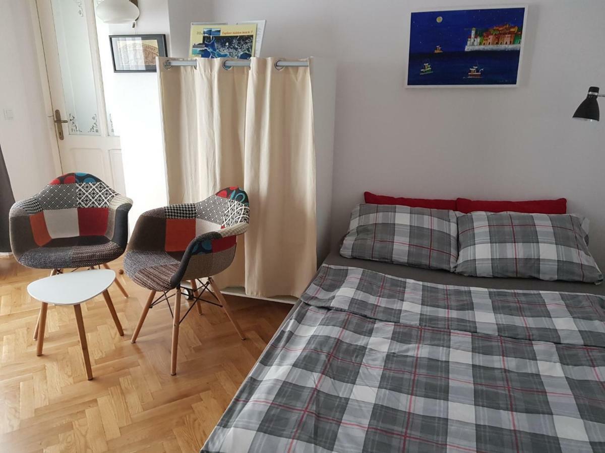 普拉L&M Studio Apartman公寓 外观 照片
